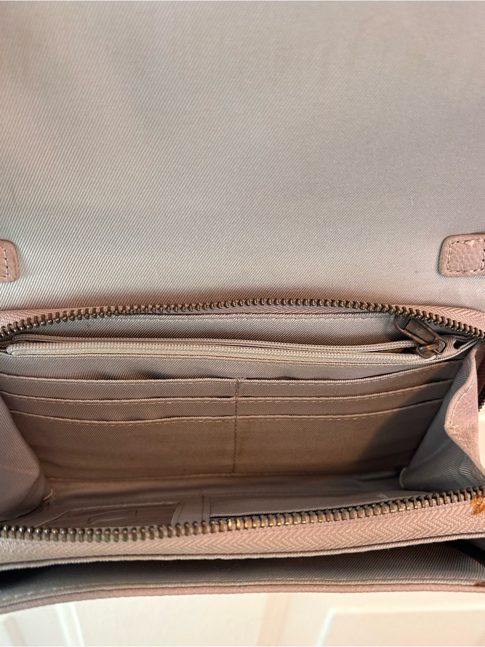 Thirty One Crossbody Flap Bag in light beige tan color - Picture 11 of 12